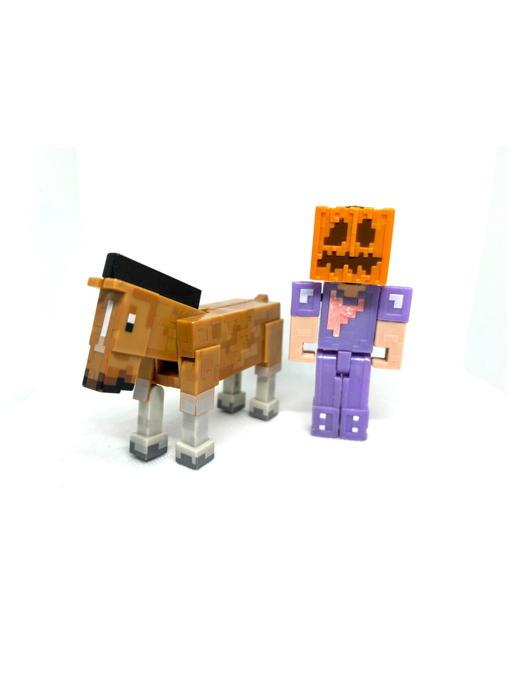 Minecraft Figures – Lot of 2 (Horse & Pumpkin Head Character)